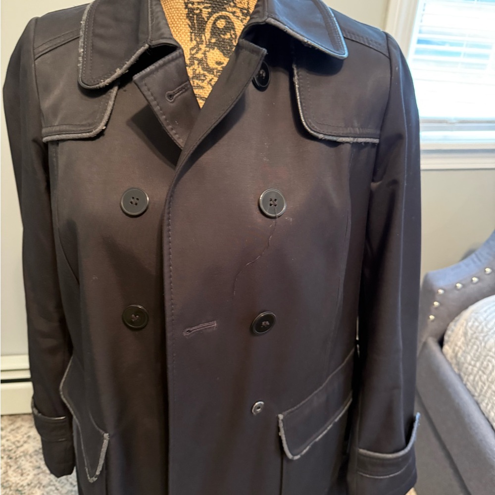 DKNY Ladies swing style rain coat